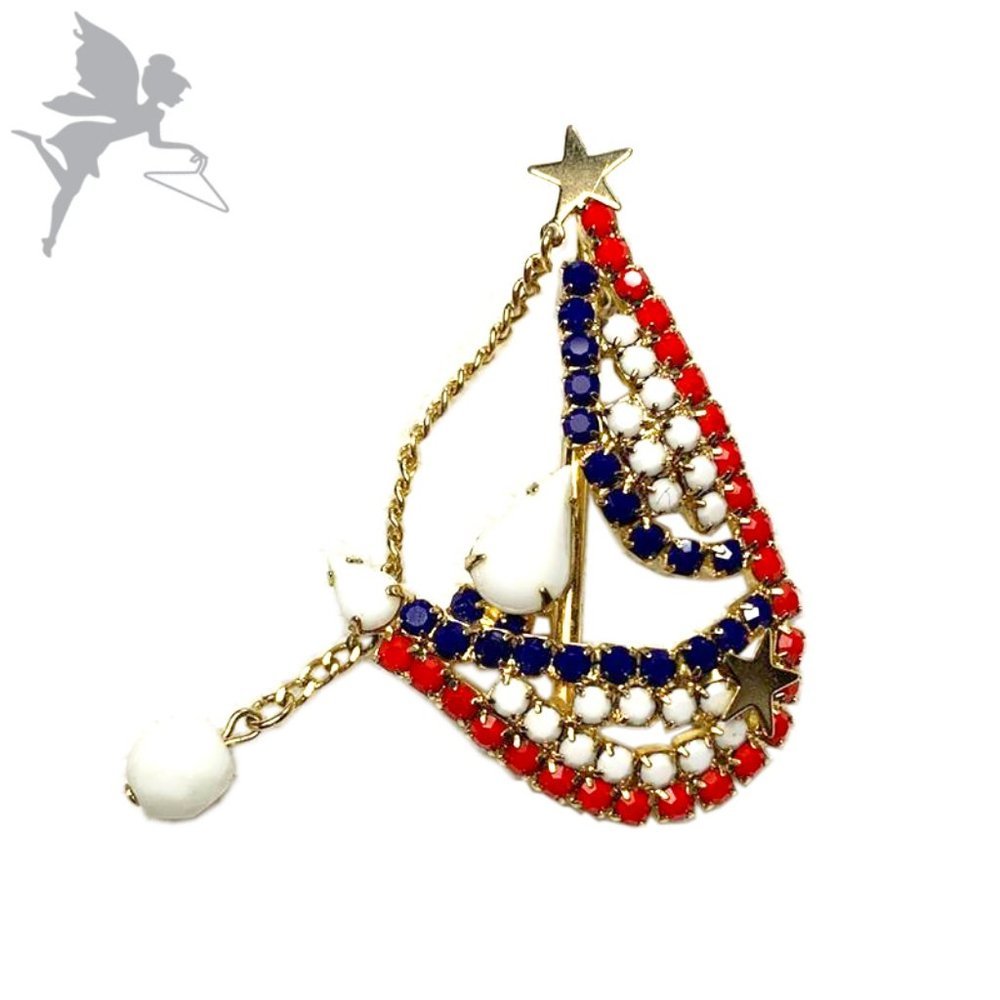 HAPPY FOURTH! VINTAGE AMERICANA Nautical Sailboat Pin With Dangling Anchor